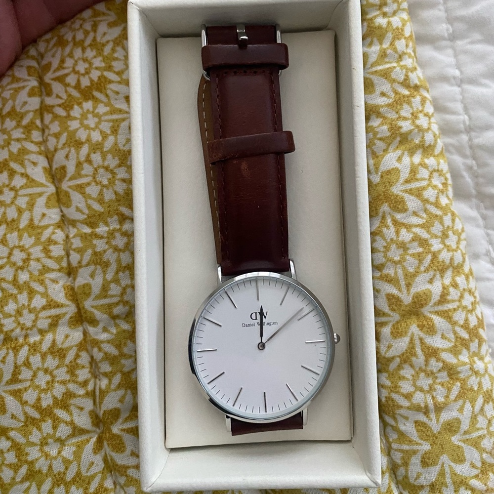 Brown Daniel Wellington watch